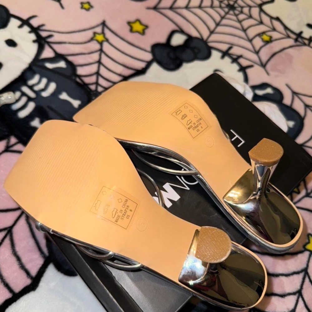 Fashion Nova Metallic Silver Heels - Picture 5 of 5